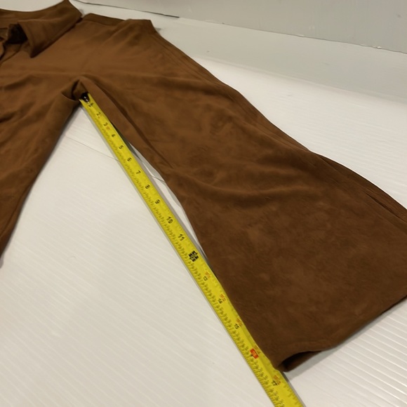 F.L.Malik Women’s Brown L/S Suede Stretch Button Up w/Collar Bell Sleeves Top S - Picture 14 of 16